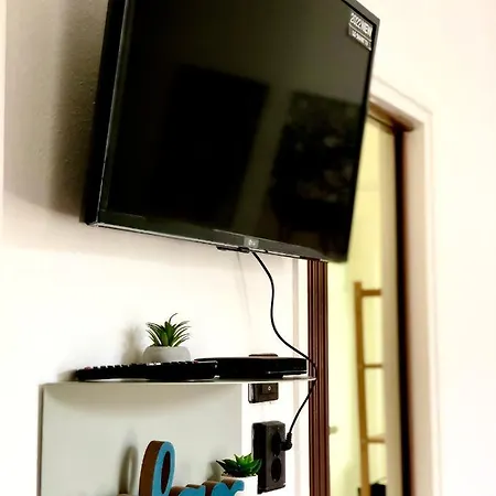 Apartment Aura