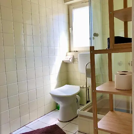 Apartment Aura